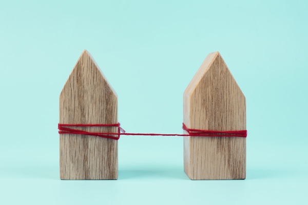 What is the Difference Between Consolidation and Notarial Tie?